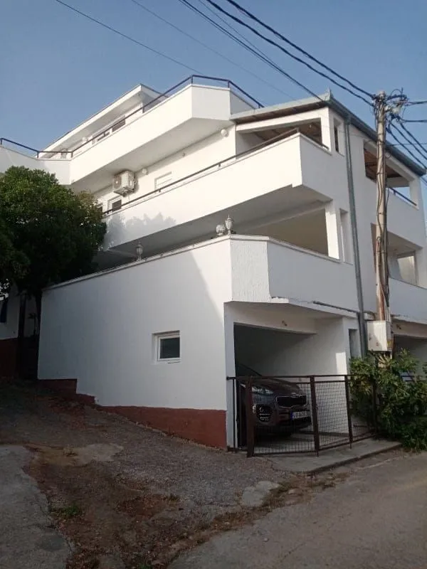 Sale, house, 240m², Utjeha, Bar