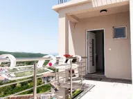 Izdavanje, dvosoban stan, 60m², Radanovići, Kotor - image 12