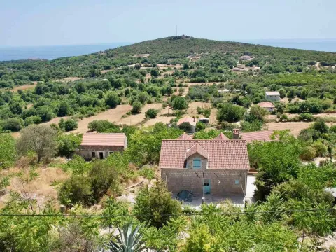 Prodaja, kuća, 138m², Zagora, Kotor - image 12