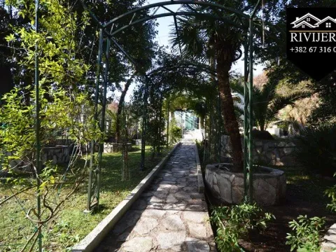 Sale, house, 130m², Kamenari, Herceg Novi - image 12