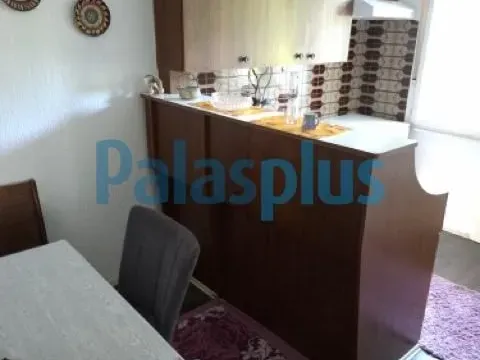 Izdavanje, dvosoban stan, 60m², Resnik, Beograd - image 2