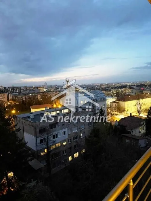 Rent, three bedroom apartment, 73m², Crveni Krst, Beograd