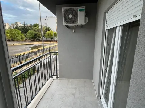 Izdavanje, jednosoban stan, 45m², Zabjelo, Podgorica - image 6