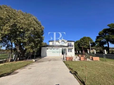 Rent, house, 230m², Dajbabe, Podgorica - image 5