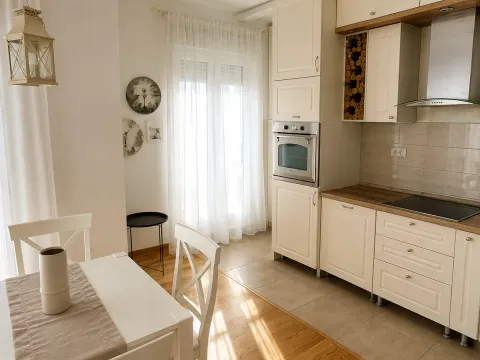 Rent, one bedroom apartment, 51m², City Kvart, Podgorica - image 4
