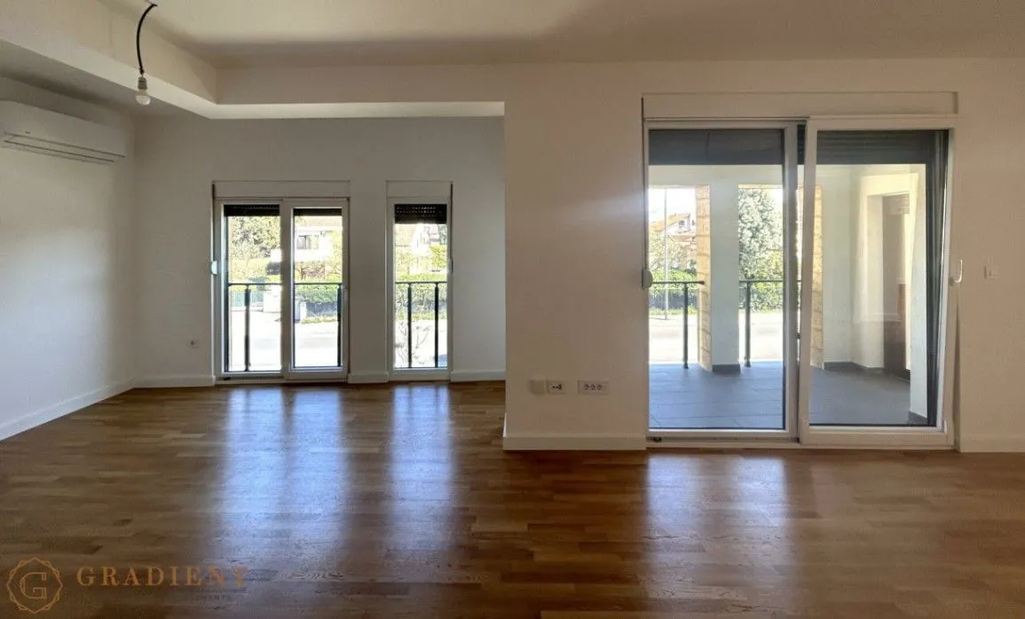 Prodaja, dvosoban stan, 89m2, Tološi, Podgorica