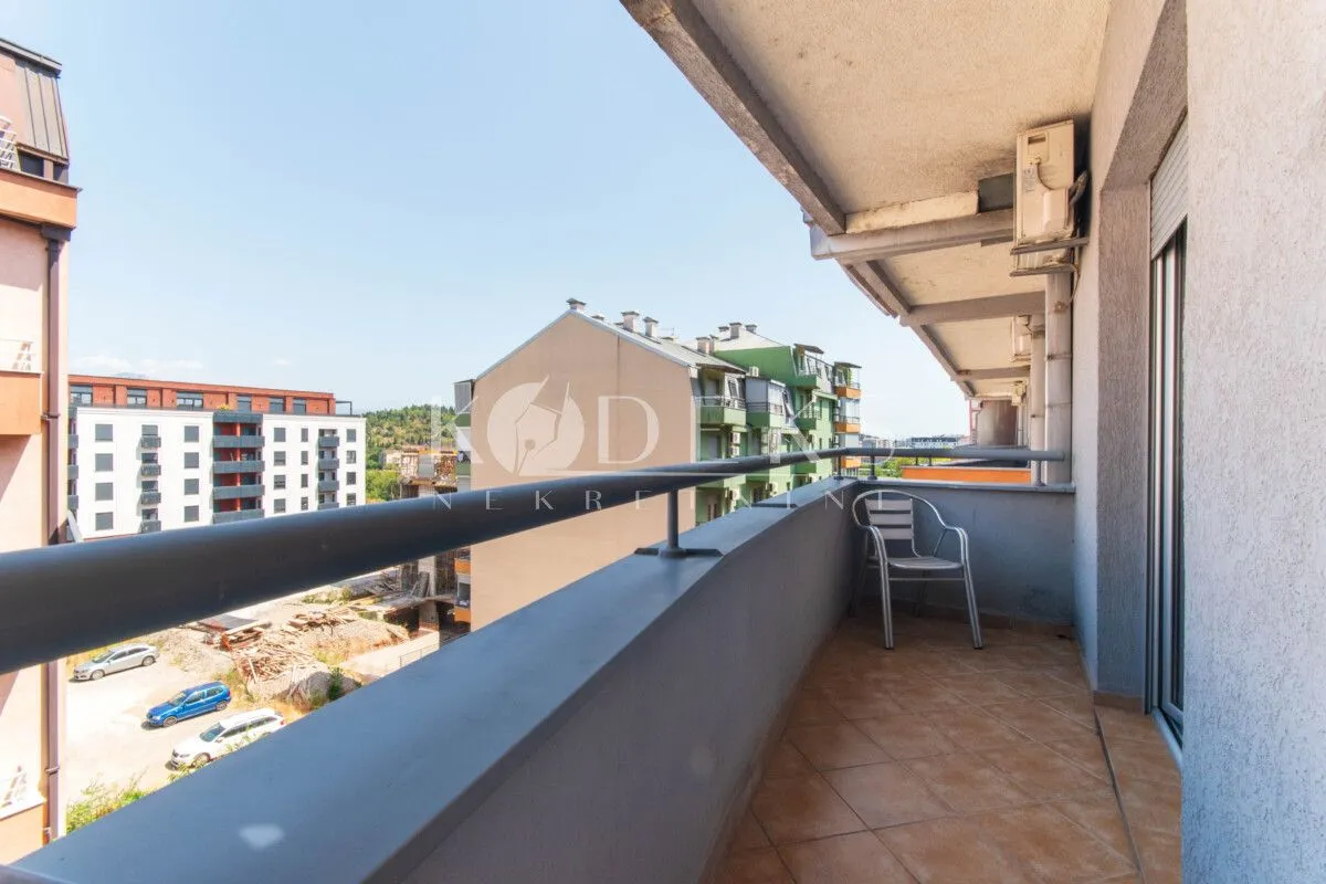 Rent, two bedroom apartment, 59m², 1 maj, Podgorica