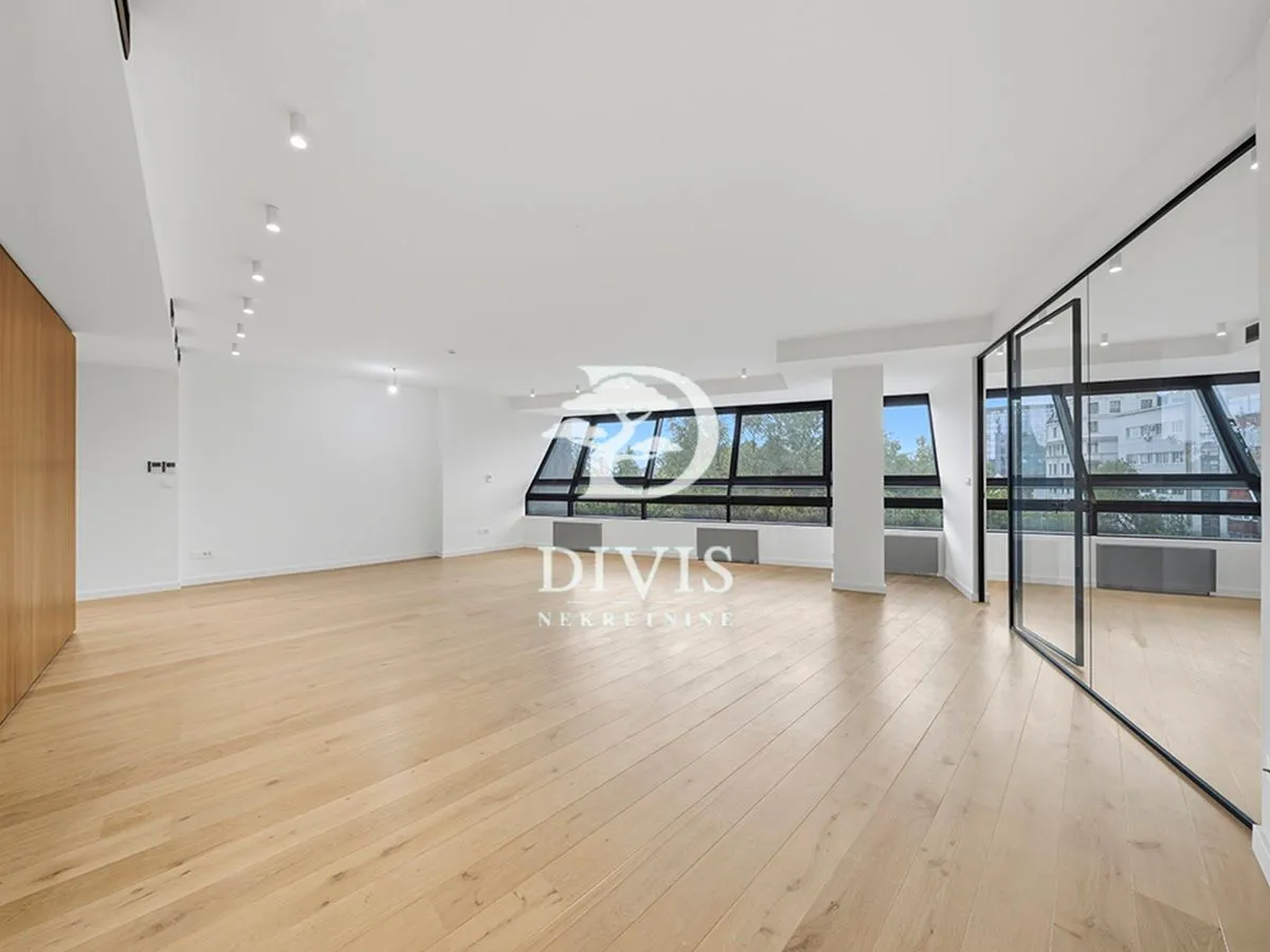 Rent, three bedroom apartment, 120m², Andrićev Venac, Beograd