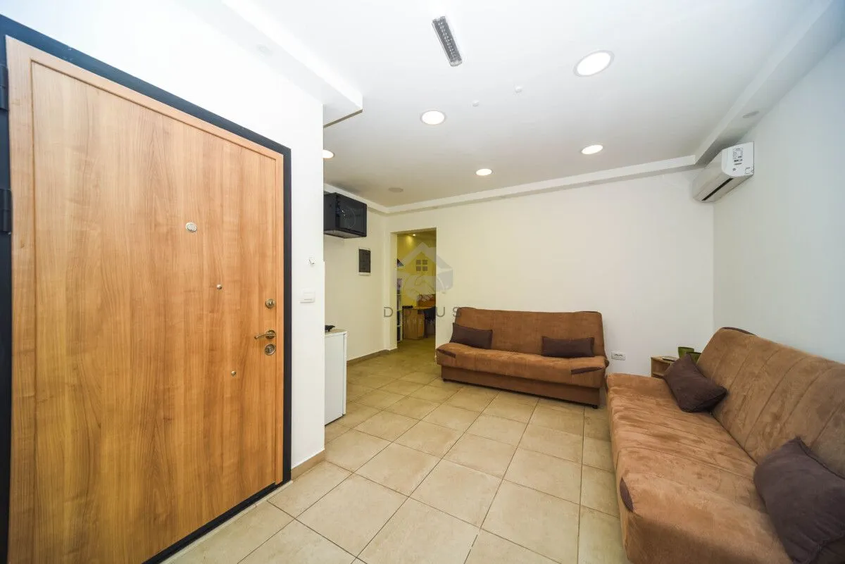 Rent, office space, 48m², Centar, Podgorica