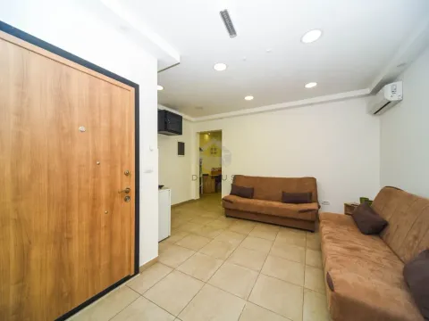 Rent, office space, 48m², Centar, Podgorica - image 6