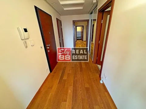 Rent, four bedroom apartment, 155m², Savski Venac, Beograd - image 7