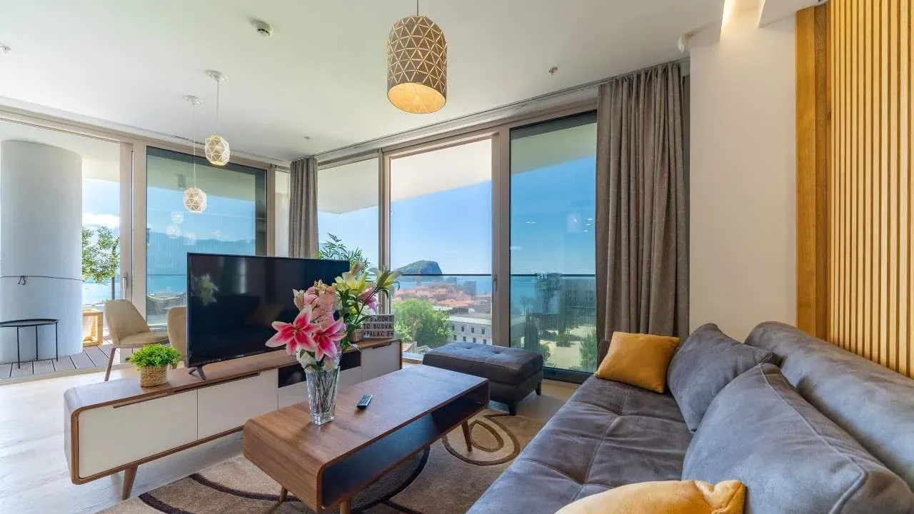 Prodaja, jednosoban stan, 73m², Budva, Crna Gora