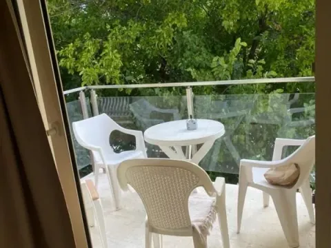 Izdavanje, jednosoban stan, 49m², Šušanj, Bar - image 9