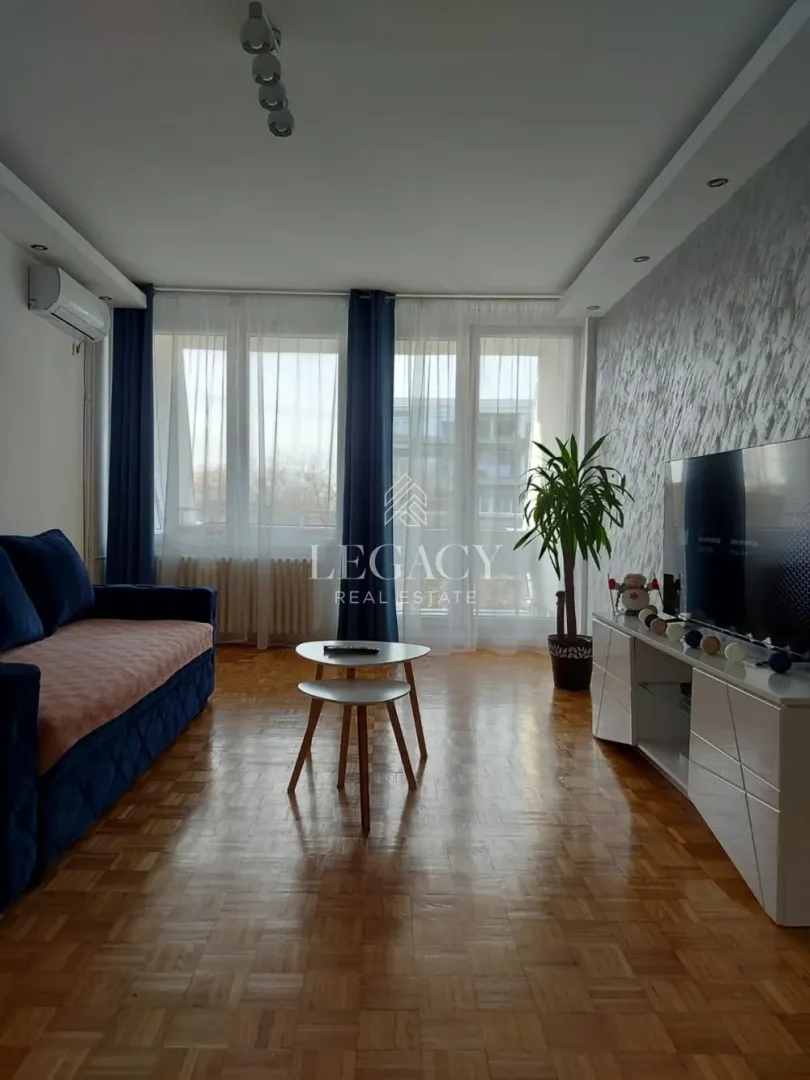 Rent, two bedroom apartment, 70m², Novi Beograd Sve Podlokacije, Beograd