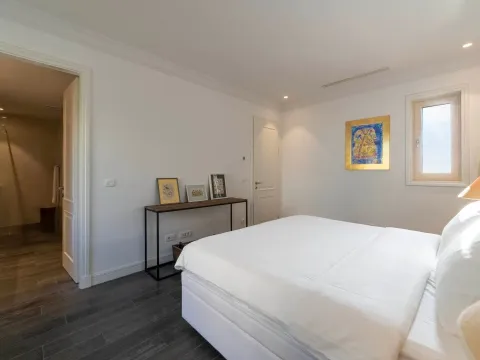 Prodaja, dvosoban stan, 108m², Kotor, Crna Gora - image 9