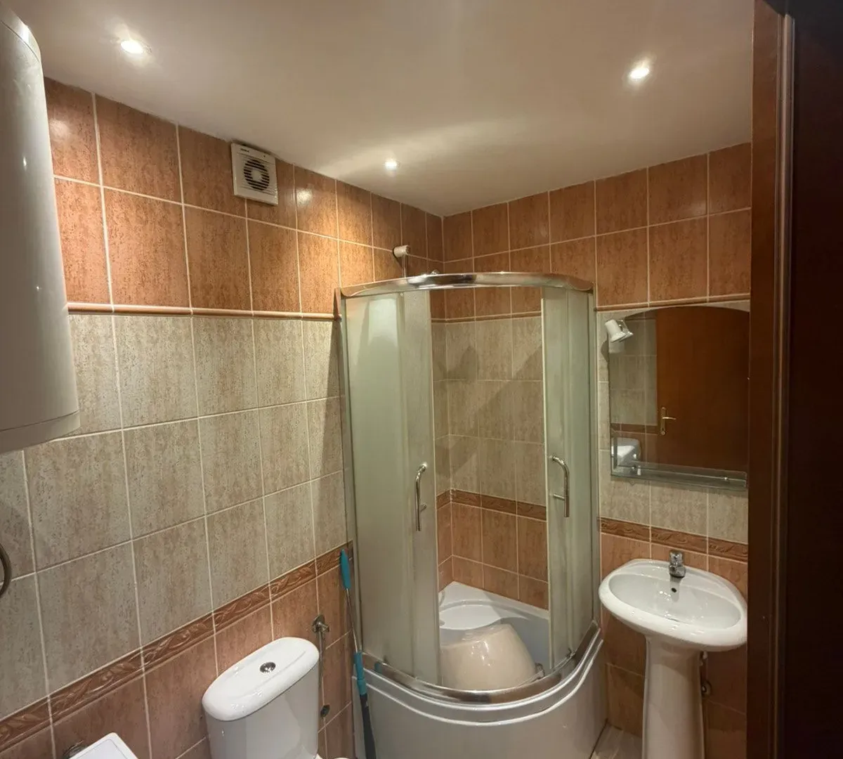 Izdavanje, stan, 43m², Budva, Crna Gora