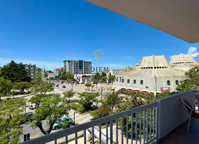 Rent, two bedroom apartment, 85m², Centar, Bar