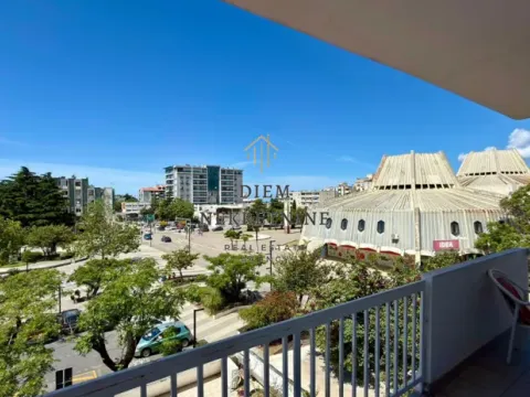 Rent, two bedroom apartment, 85m², Centar, Bar - image 1