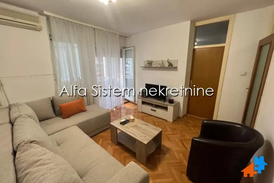 Rent, apartment, 40m², Južni Bulevar, Vračar Sve Podlokacije