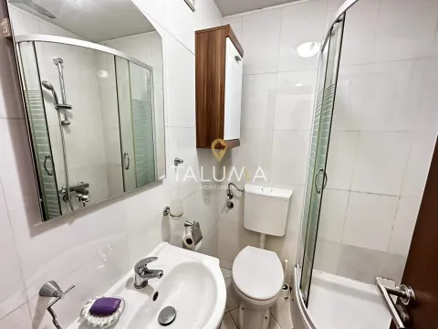 Izdavanje, jednosoban stan, 42m², City Kvart, Podgorica - image 4