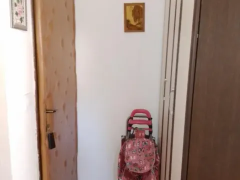 Sale, one bedroom apartment, 40m², Podkošljun, Budva - image 8