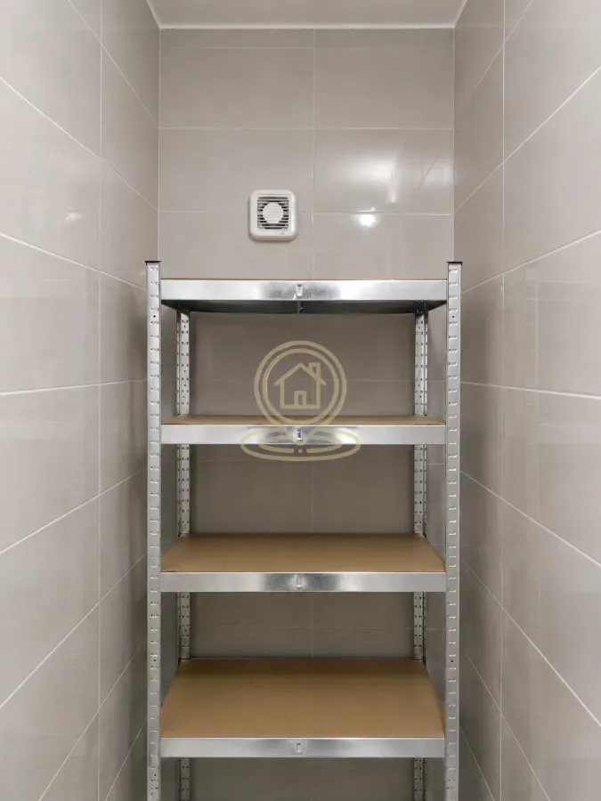 Izdavanje, dvosoban stan, 70m², Pantelej, Niš