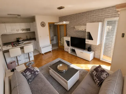 Izdavanje, jednosoban stan, 44m², Stari Aerodrom, Podgorica - image 3