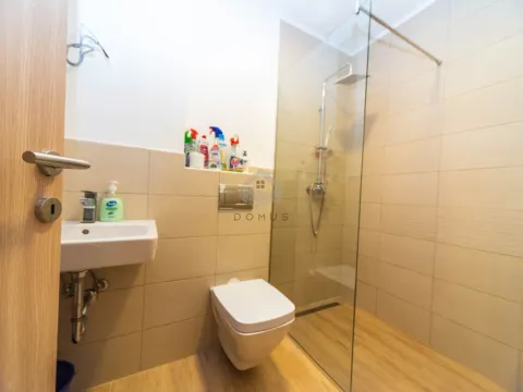 Prodaja, trosoban stan, 86m², Budva, Crna Gora - image 7