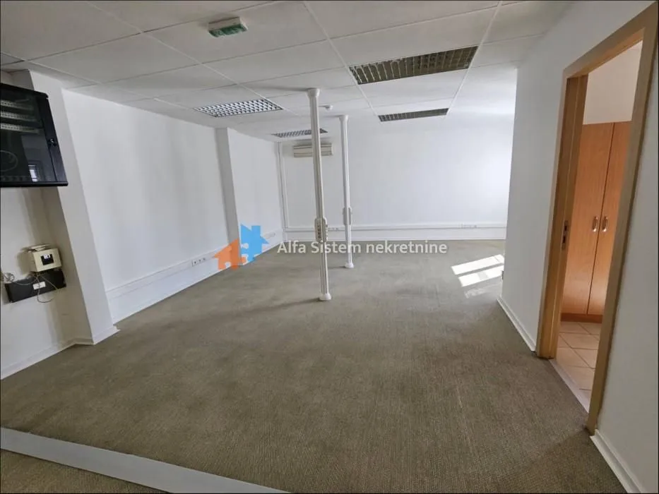 Rent, office space, 300m², Stari Grad, Beograd
