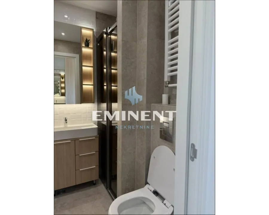 Rent, one bedroom apartment, 33m², Savski Venac, Beograd