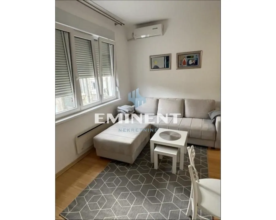 Rent, one bedroom apartment, 24m², Savski Venac, Beograd