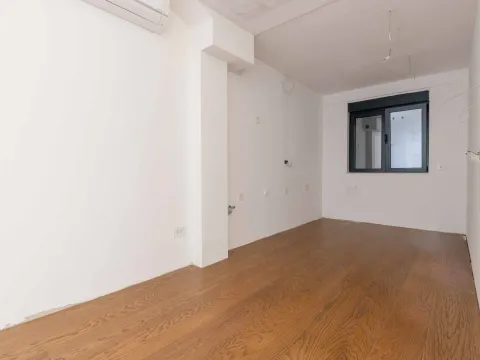 Prodaja, trosoban stan, 130m², Budva, Crna Gora - image 5