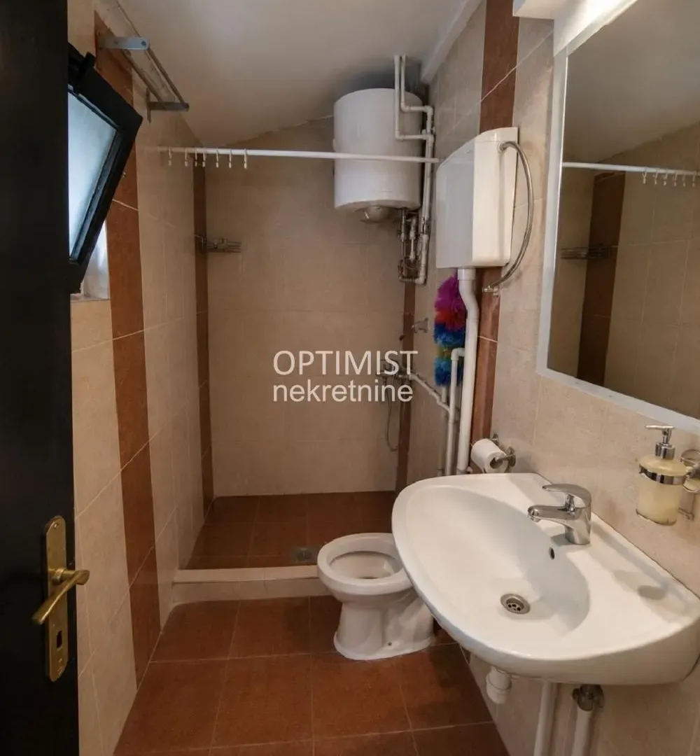 Rent, office space, 45m², Savski Venac, Beograd