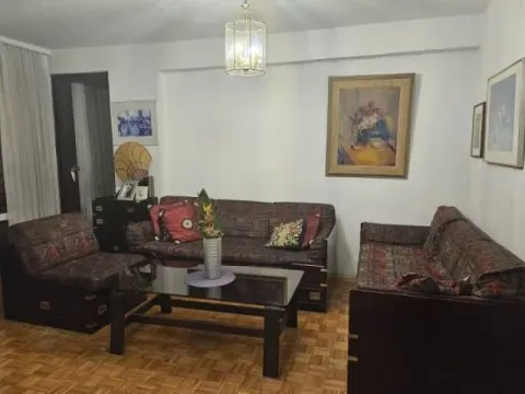 Prodaja, dvosoban stan, 58m², Cvetni Trg, Vračar Sve Podlokacije - image 1