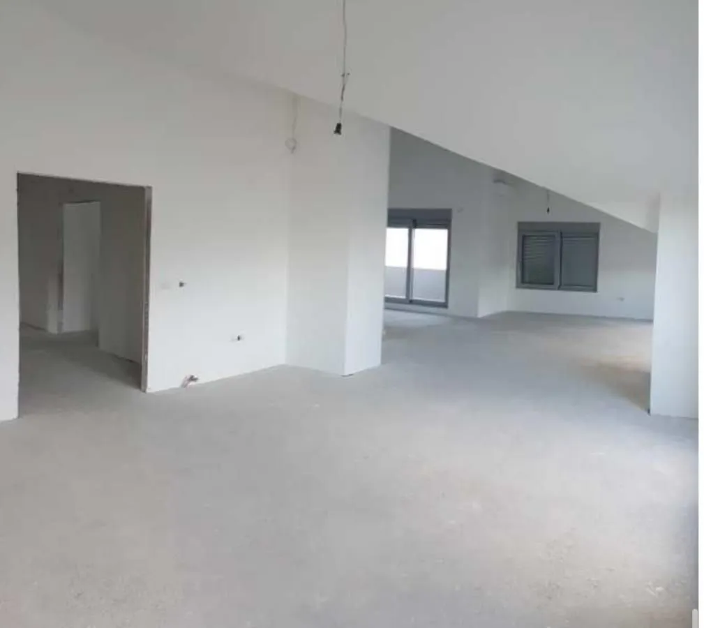 Prodaja, dvosoban stan, 236m², Budva, Crna Gora