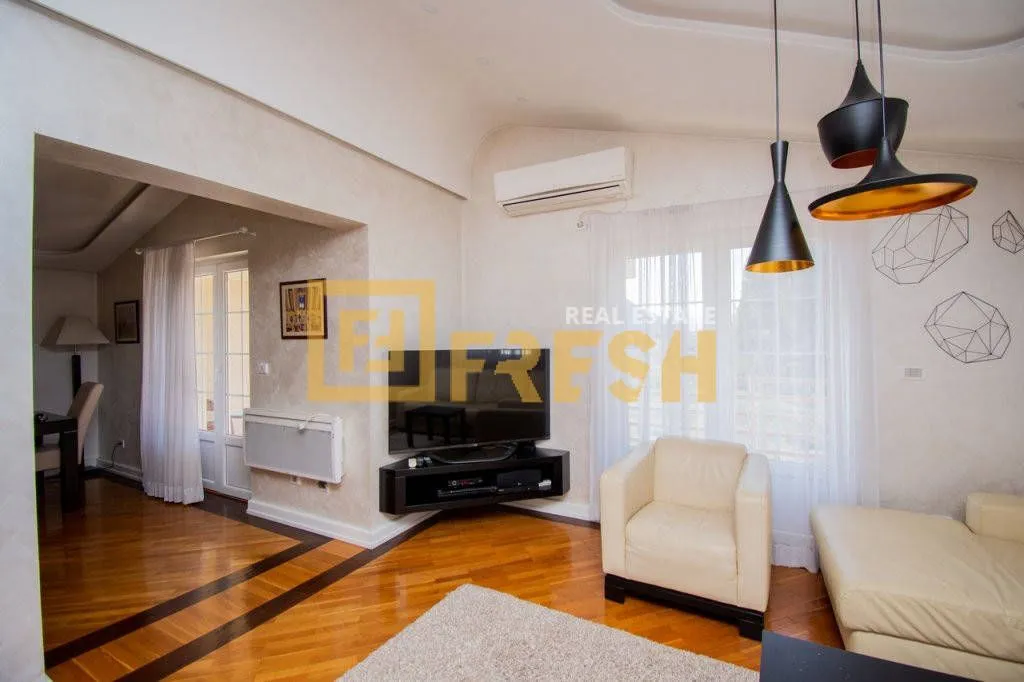 Rent, house, 320m², Gornja Gorica, Podgorica