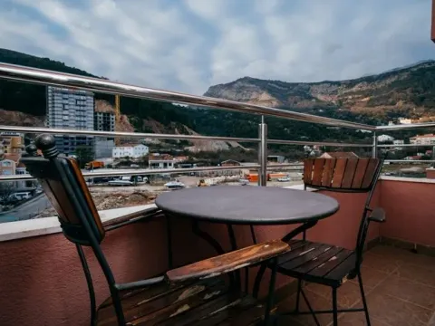 Rent, one bedroom apartment, 40m², Centar, Budva - image 10