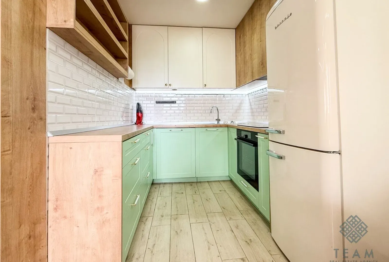 Prodaja, trosoban stan, 89m², Pejton, Podgorica