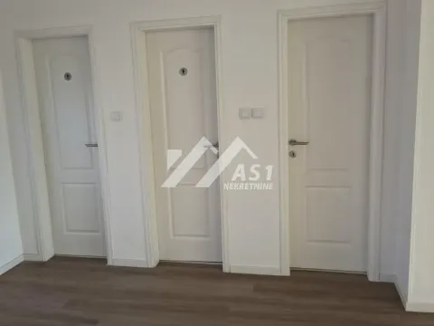 Rent, office space, 110m², Novi Sad Sve Podlokacije, Novi Sad - image 8