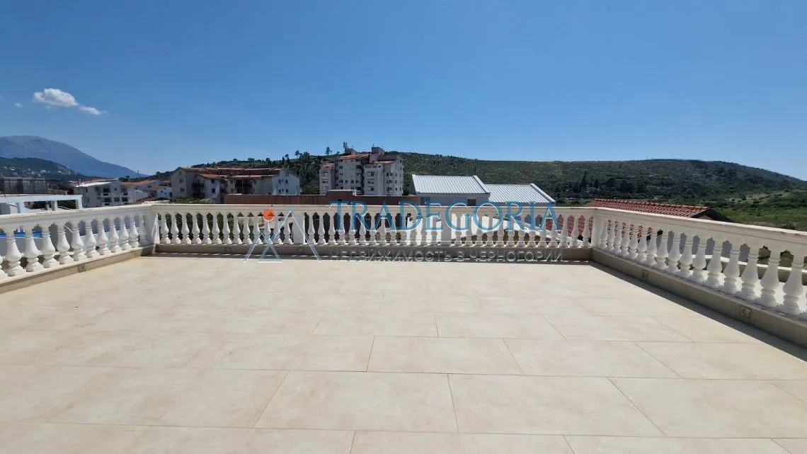 Prodaja, kuća, 194m², Sutomore, Bar