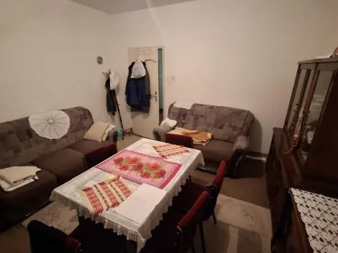 Sale, house, 199m², Kula, Srbija - image 14