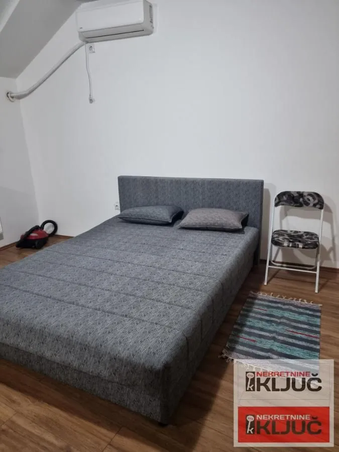 Izdavanje, garsonjera, 32m², Centar, Novi Sad