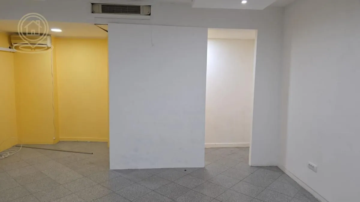 Rent, office space, 40m², Stari grad, Novi Sad