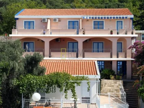 Prodaja, kuća, 600m², Sveti Stefan, Budva - image 2