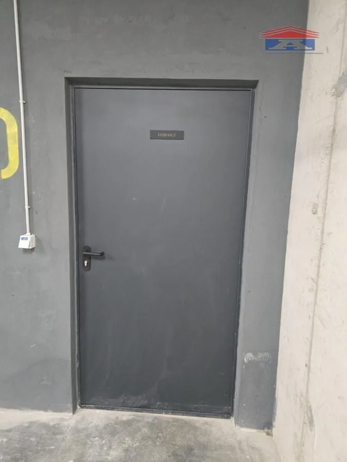 Izdavanje, jednosoban stan, 50m², Spens, Novi Sad Sve Podlokacije