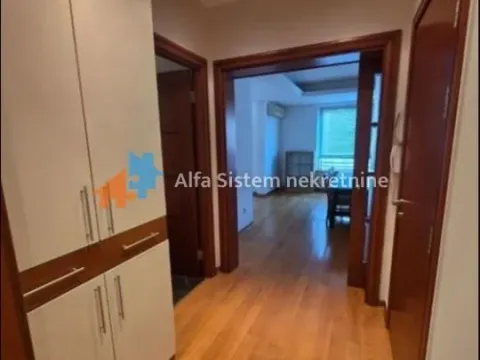 Rent, four bedroom apartment, 160m², Vračar Centar, Vračar Sve Podlokacije - image 24