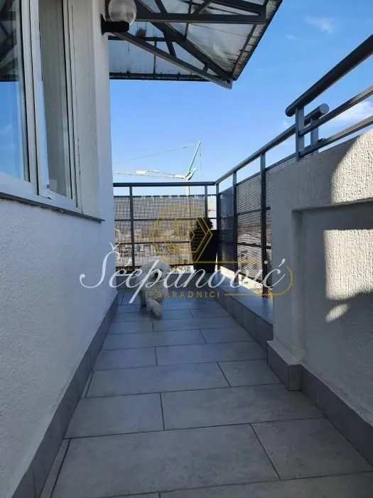 Prodaja, trosoban stan, 113m², Nova Detelinara, Novi Sad Sve Podlokacije
