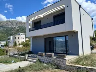 Prodaja, kuća, 220m², Dobre Vode, Bar - image 1