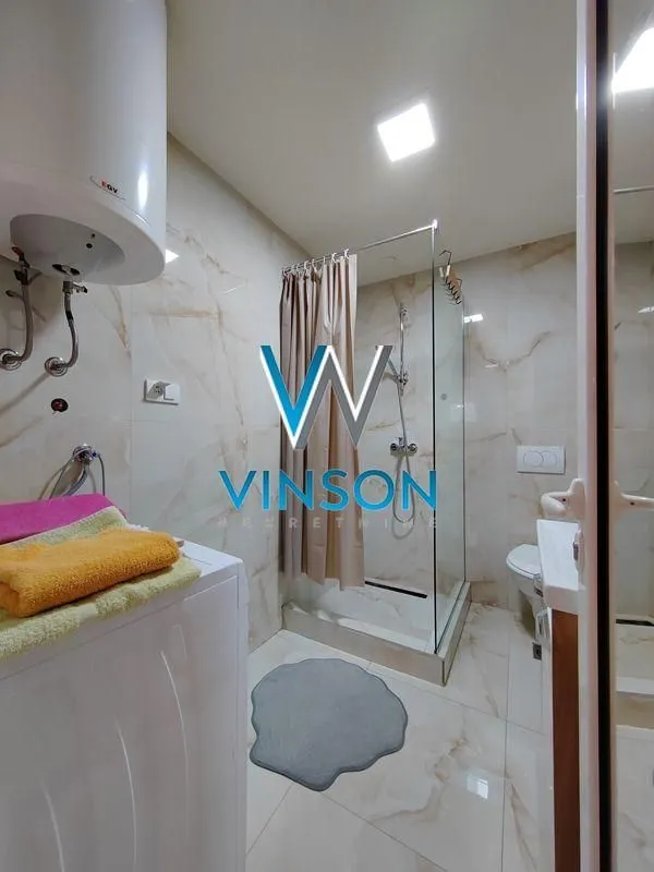 Izdavanje, trosoban stan, 100m², Petrovaradin, Novi Sad