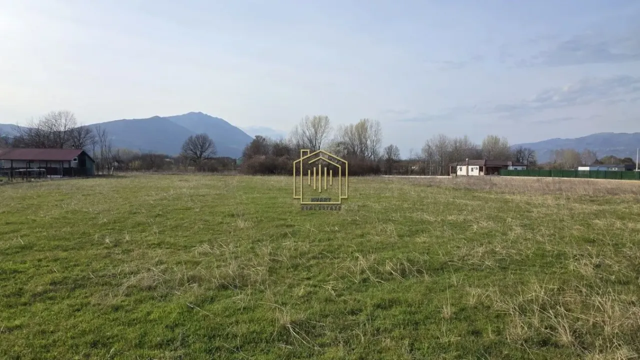 Prodaja, plac, 980m², Danilovgrad, Crna Gora